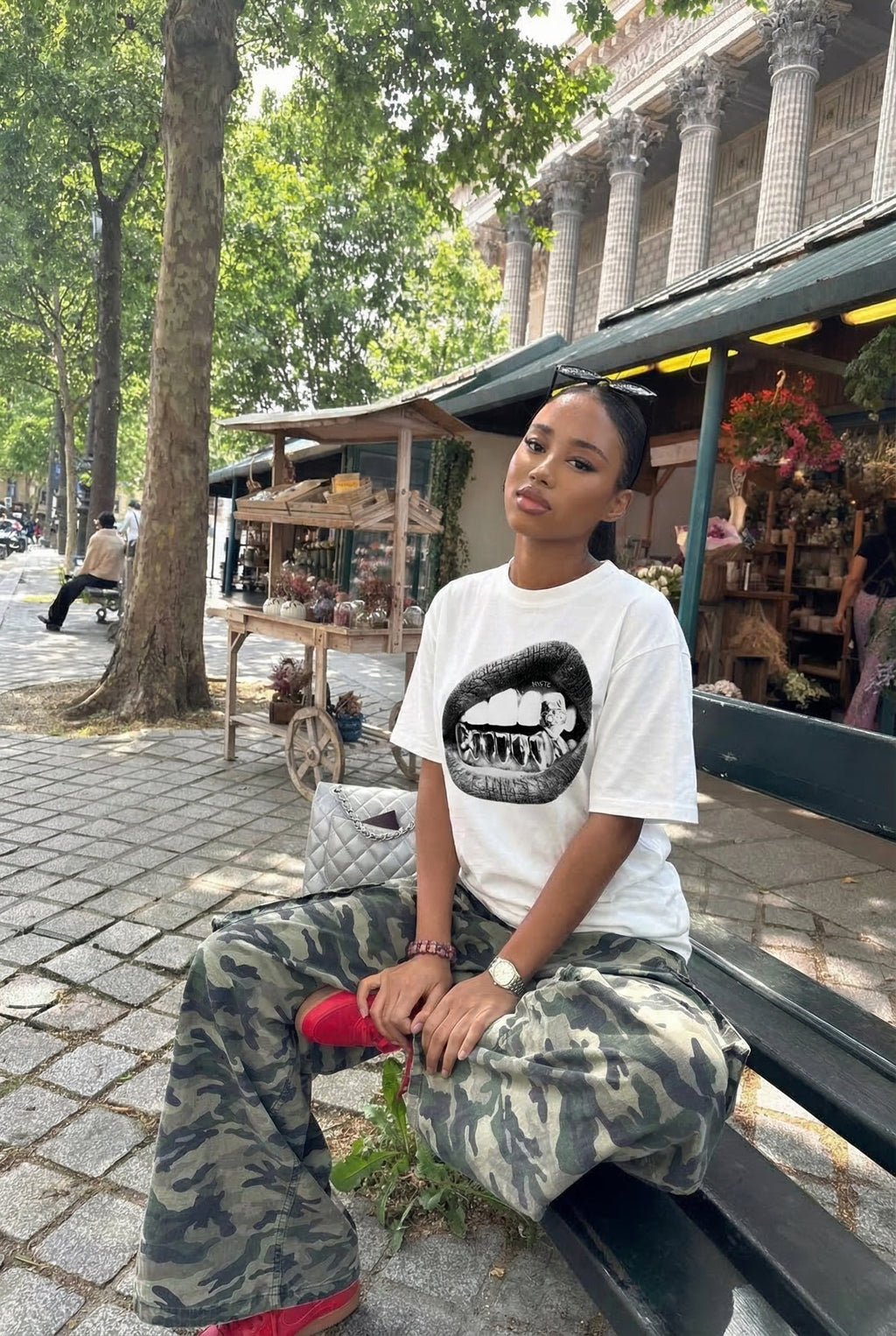 T-Shirt "Silberne Grillz"