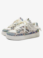 Sneakers „Zerstörungsserie“