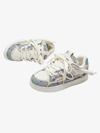 Sneakers „Zerstörungsserie“
