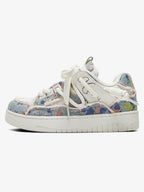 Sneakers „Zerstörungsserie“
